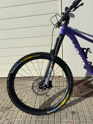 Giant Reign 29 2 2021 Morada