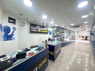 Local comercial en alquiler en El Raval en Barcelona
