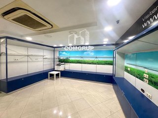Local comercial en alquiler en El Raval en Barcelona