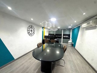 Local comercial en alquiler en El Raval en Barcelona