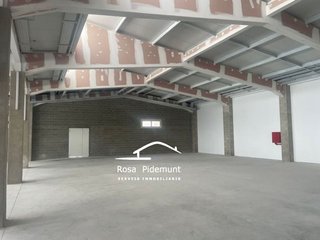 Nave industrial en alquiler en El Bon Pastor en Barcelona