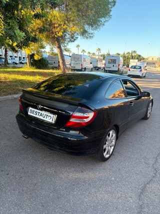 Mercedes-Benz Clase C220cdi W203
