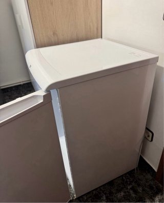 Nevera Beko pequeña