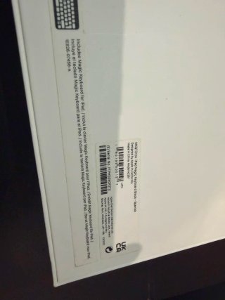Apple Magic Keyboard iPad 11