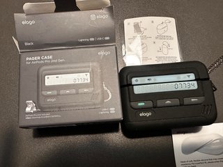 Funda Elago Pager Case AirPods Pro 2da Gen Negra