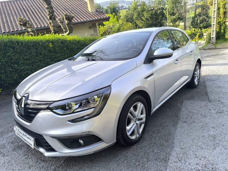 Renault Mégane 2020, foto 1