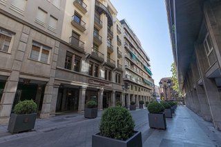 Local comercial en alquiler en San Matías - Realejo en Granada