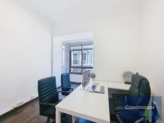 Oficina en alquiler en Mercado en Alicante