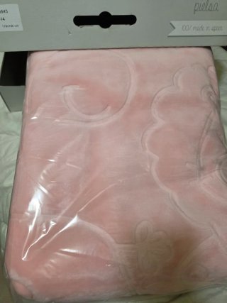 Manta rosa Pielsa 100% Made in Spain