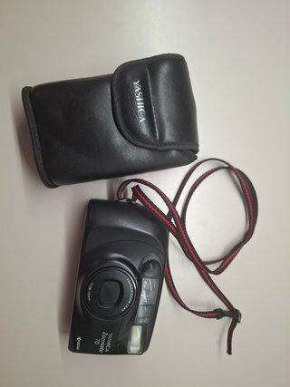 Yashica Zoomate 70 fotocamera