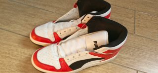 Zapatillas Puma Altas Blancas y Rojas. Talla 40.