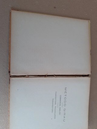 Libro titulado Ingles comercial. Primera parte. Au