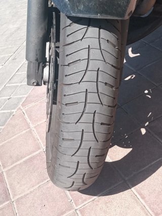 Suzuki Bandit 650 Negra y Plateada