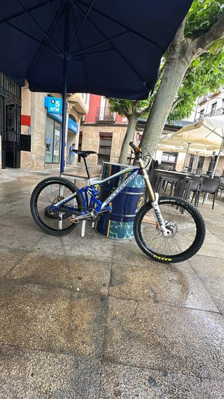 Mondraker Summum cambio por enduro o otra DH