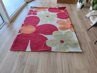 Alfombra grande flores naranja y rosa de Ikea