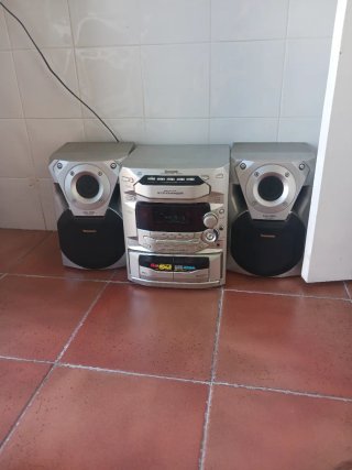 Equipo de música Panasonic 5 CD