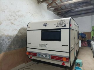 Caravana Hobby Prestige Lux 425