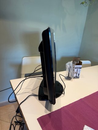 LG TV 22 Negra