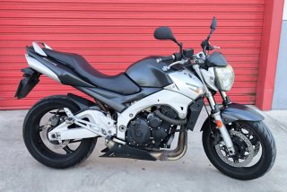 Suzuki GSR 600 K6 2006 98cv vendo cambio!
