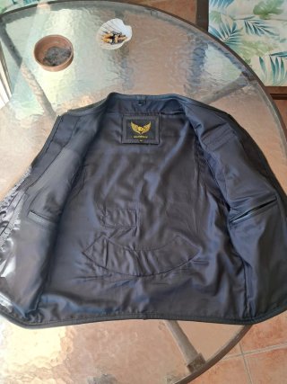 Chaleco de Piel Negro Hombre