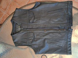 Chaleco de Piel Negro Hombre