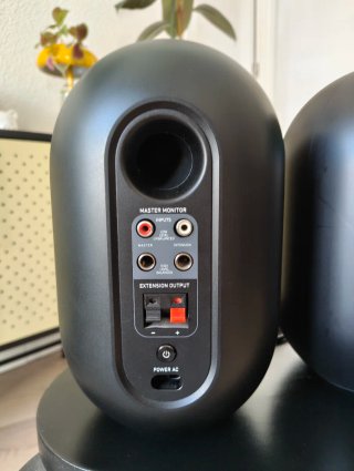 Monitores de estudio JBL 104