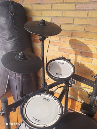 Módulo Roland TD-1 V-Drums