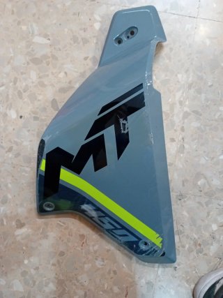 Tapa depósito CF Moto 450 MT derecha