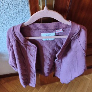 Chaqueta bomber niña rosa ZARA talla 5 años.