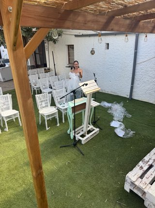 Alquiler sillas de palillería blancas para bodas
