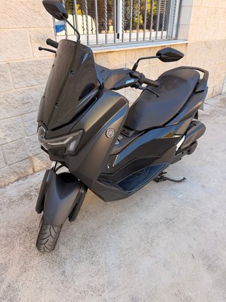 Yamaha NMAX 125cc Negra