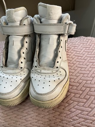 Zapatillas.niña. Corte alto nike
