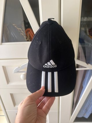 Gorra Adidas Negra sin estrenar