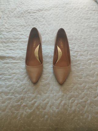 Zapatos ZENDRA Beige Talla 37 Seminuevos