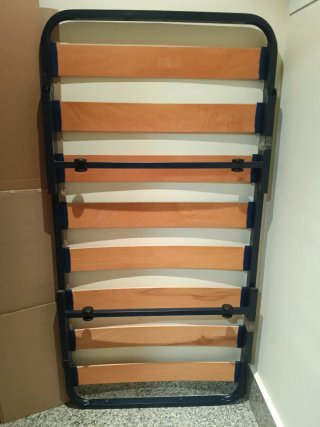 Somier de madera y metal