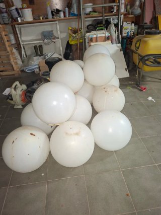Globos blancos esféricos para farolas