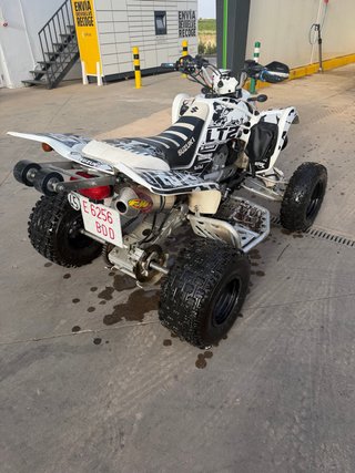 Suzuki LT-Z400 Quad Motocross Blanco