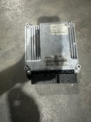Centralita BMW 320d 150cv Bosch repro
