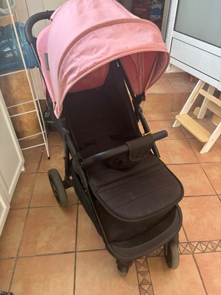 Carro Kinderkraft Rosa y Negro RINE+