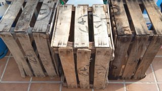 Cajas de madera antiguas para fruta