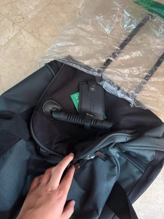 Maleta Benetton Negra con Ruedas