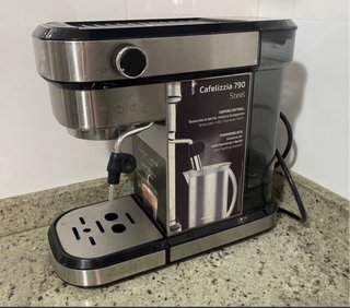 Cafetera Cecotec Cafelizzia 790 Steel