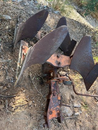 Arado vertedera para Pasquali/tractor