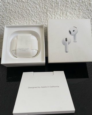Airpods 4 ANC Original Apple Blancos
