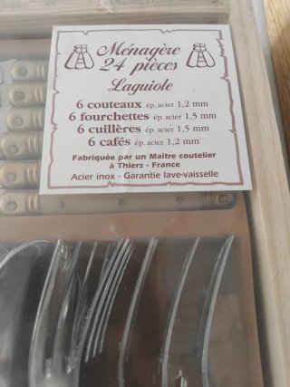 Cubertería Laguiole 12 pax