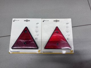 Triángulos reflectantes para remolque (x4)