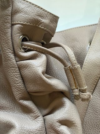 Bolso de hombro piel Guy Laroche beige