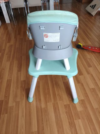 Trona OLMITOS 3 en 1: Silla y Mesa