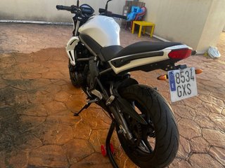 Kawasaki ER6N 2009 650cc - Precio negociable.