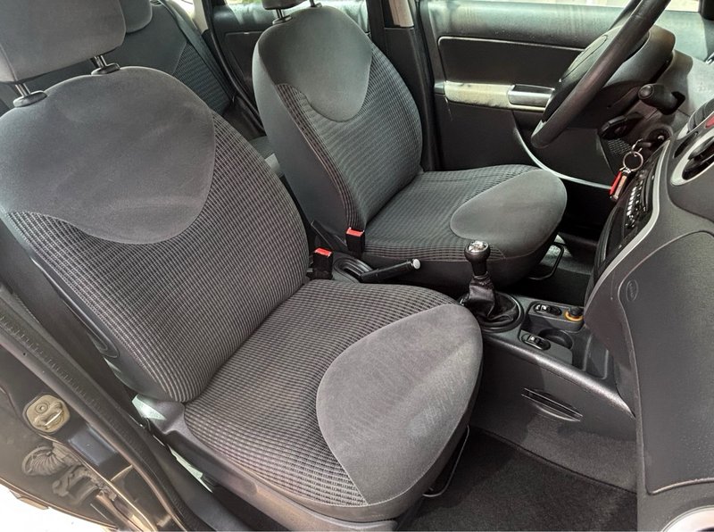 Citroën C3 1.1i Audace 2008, foto 13